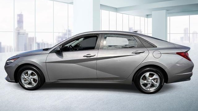 2023 Hyundai ELANTRA SE