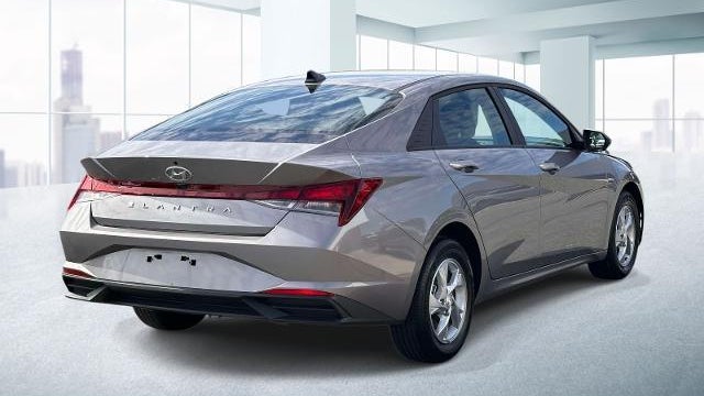 2023 Hyundai ELANTRA SE