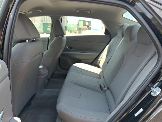 2023 Hyundai Elantra - $17,230