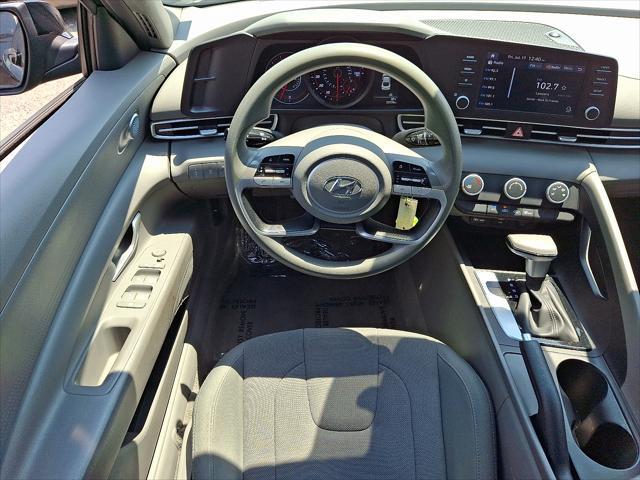 2023 Hyundai Elantra - $17,230