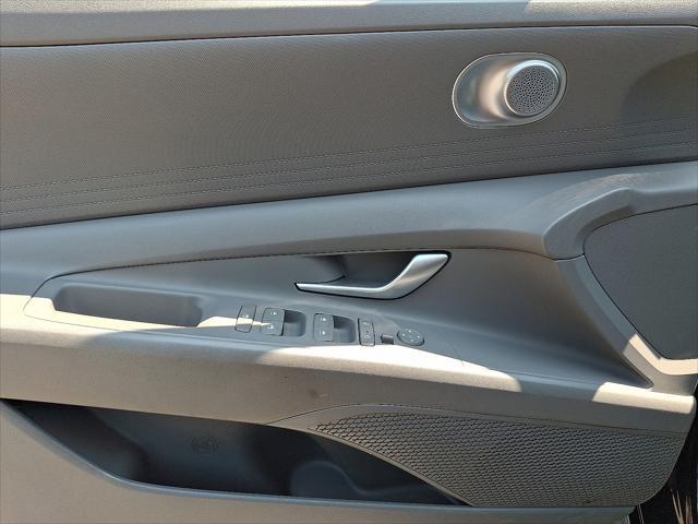 2023 Hyundai Elantra - $17,230