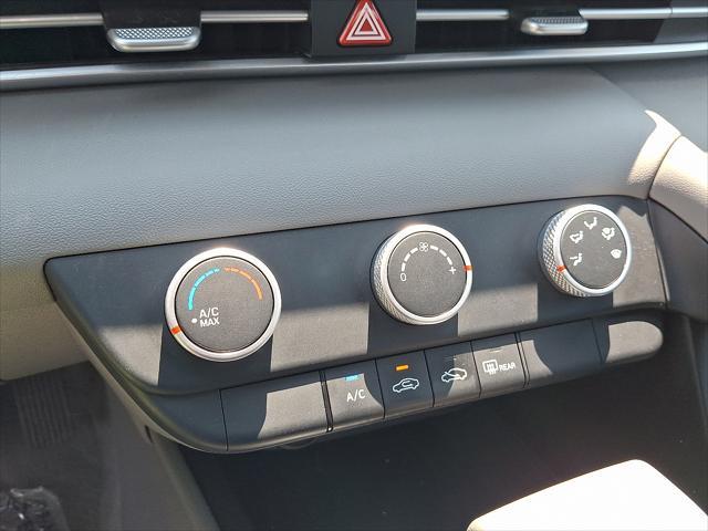 2023 Hyundai Elantra - $17,230