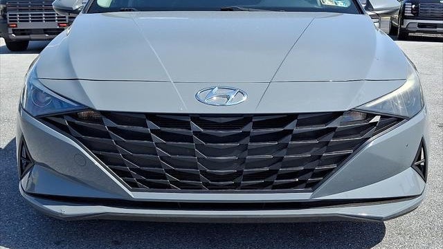 2021 Hyundai ELANTRA SE