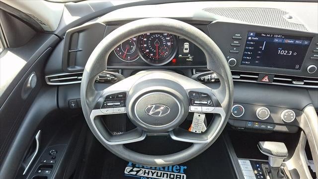 2021 Hyundai ELANTRA SE