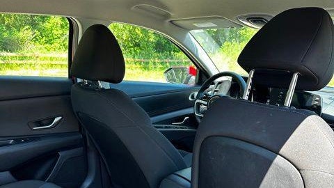 2023 Hyundai ELANTRA SE