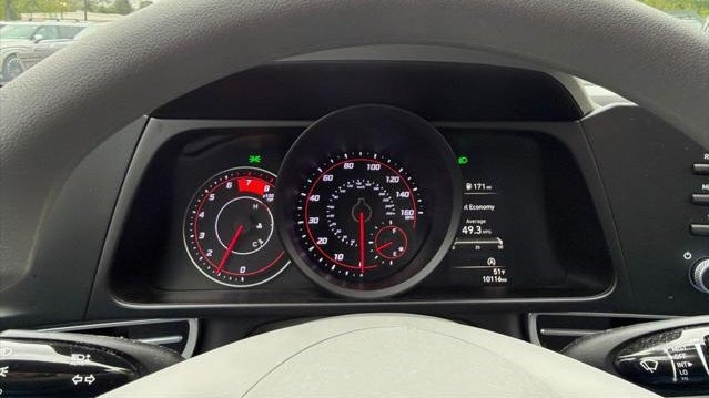 2023 Hyundai ELANTRA SE