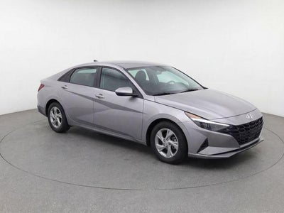 2023 Hyundai Elantra SE 4DR Sedan