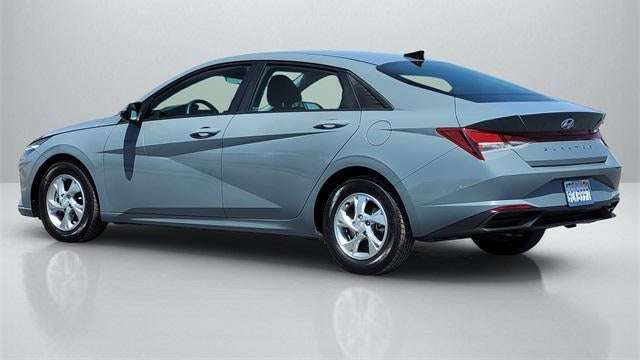 2022 Hyundai ELANTRA SE