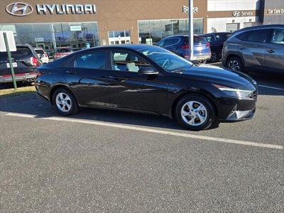 2023 Hyundai Elantra SE 4DR Sedan