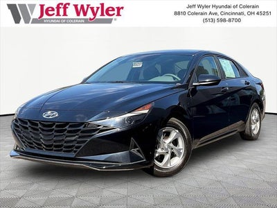 2023 Hyundai Elantra SE 4DR Sedan