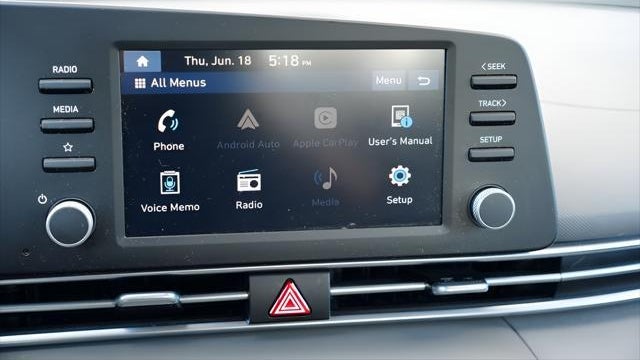 2023 Hyundai ELANTRA SE