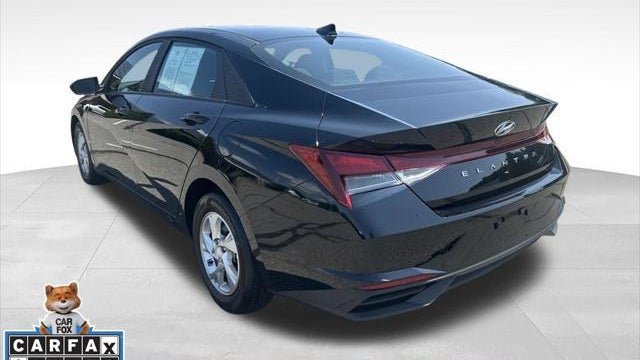 2023 Hyundai ELANTRA SE