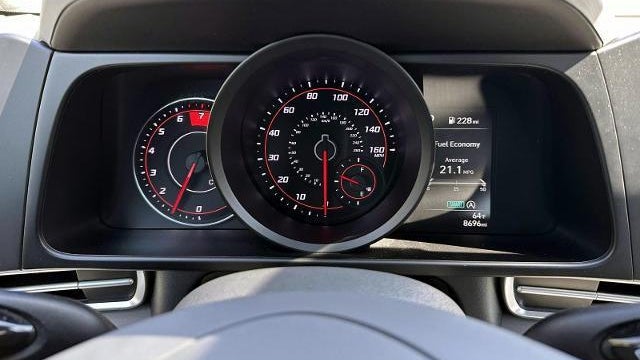 2023 Hyundai ELANTRA SE