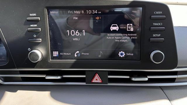 2023 Hyundai ELANTRA SE