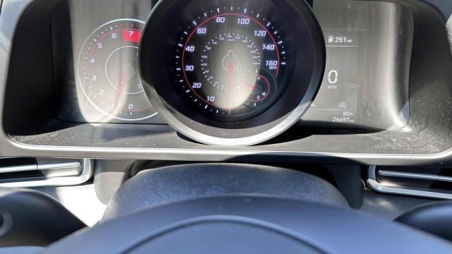 2023 Hyundai ELANTRA SE