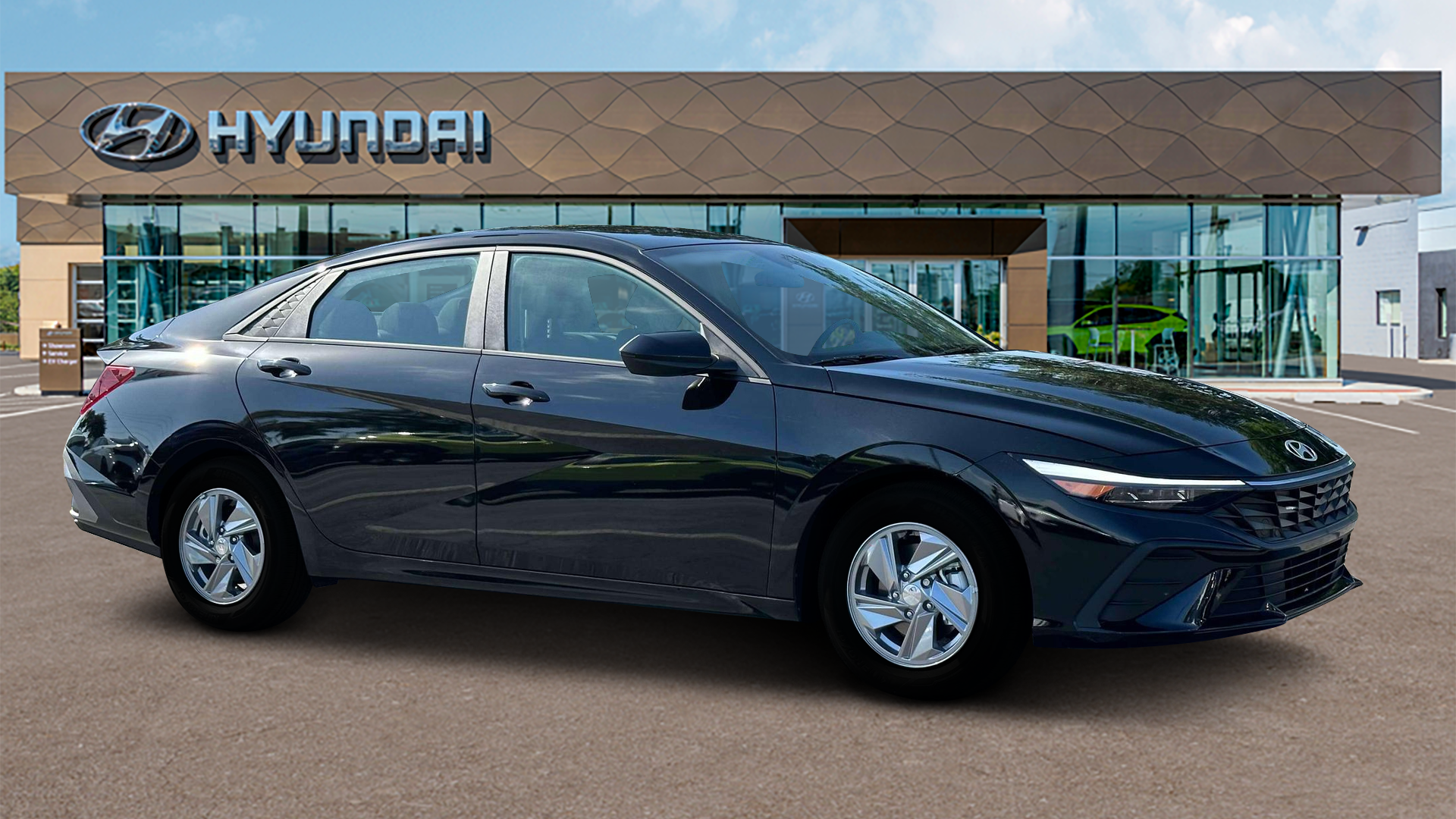 2024 Hyundai ELANTRA SE