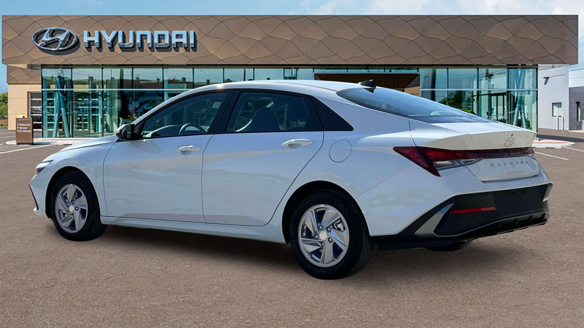 2024 Hyundai ELANTRA SE