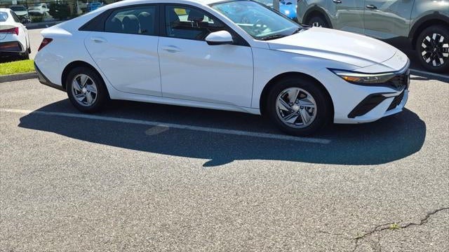Preowned 2024 Hyundai ELANTRA SE for Sale