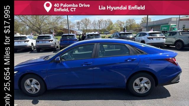 2024 Hyundai ELANTRA SE