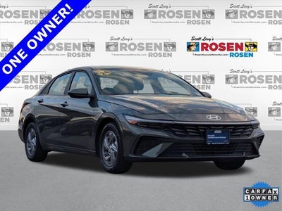 2024 Hyundai Elantra SE 4DR Sedan