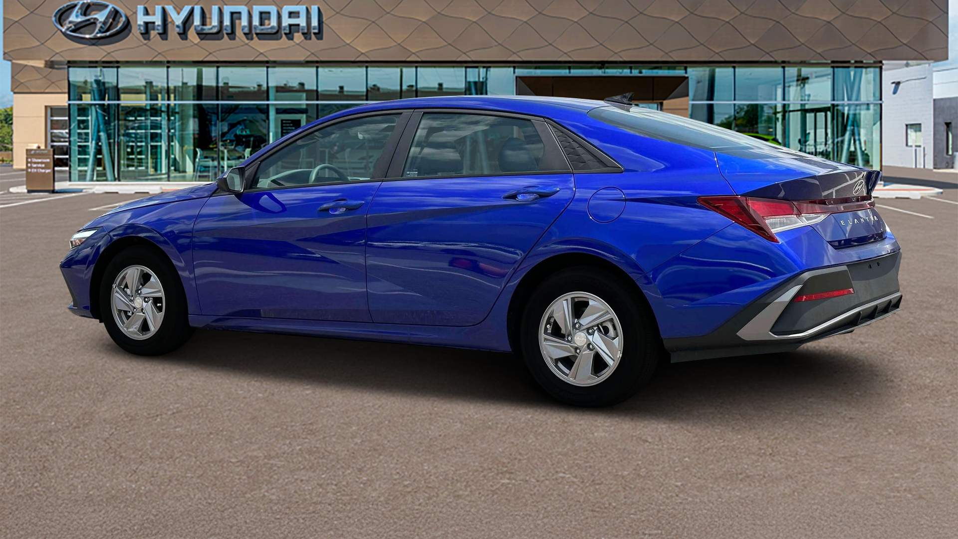 2025 Hyundai ELANTRA SE