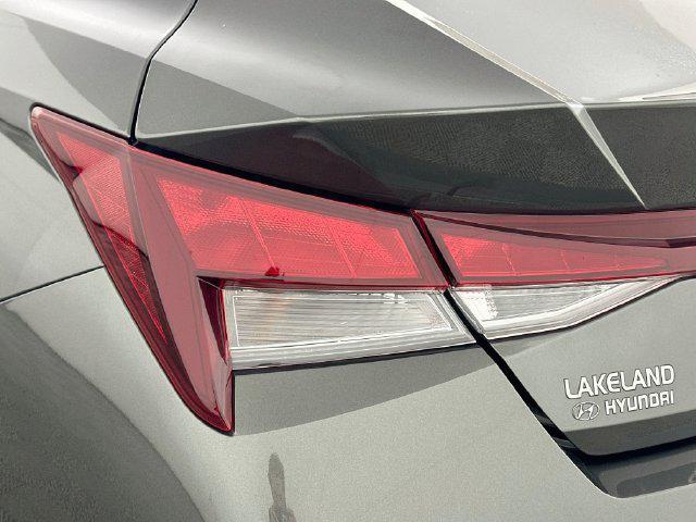 2025 Hyundai Elantra - $20,318