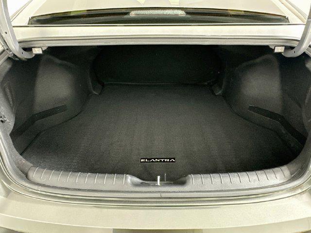 2025 Hyundai Elantra - $20,318