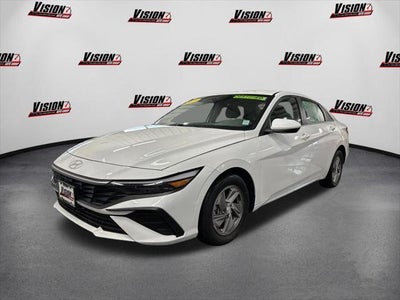 2025 Hyundai Elantra SE 4DR Sedan