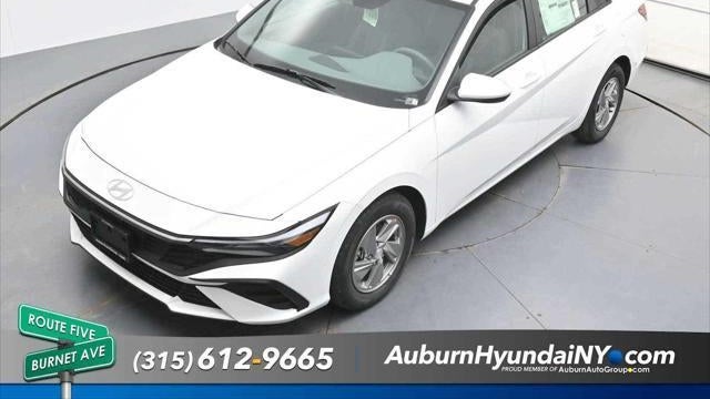 2026 Hyundai ELANTRA SE