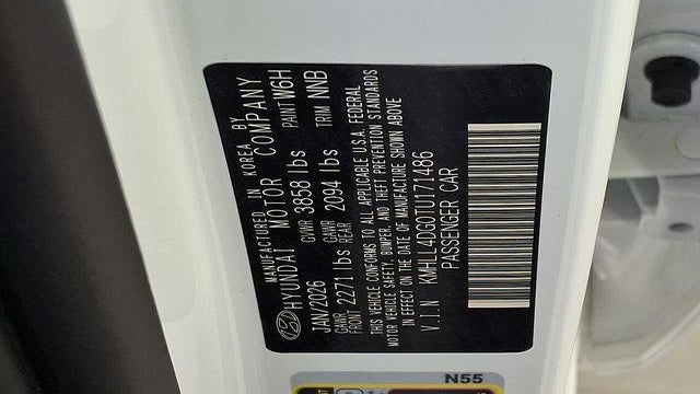 2026 Hyundai ELANTRA SE