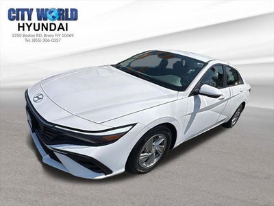 2024 Hyundai Elantra SE 4DR Sedan