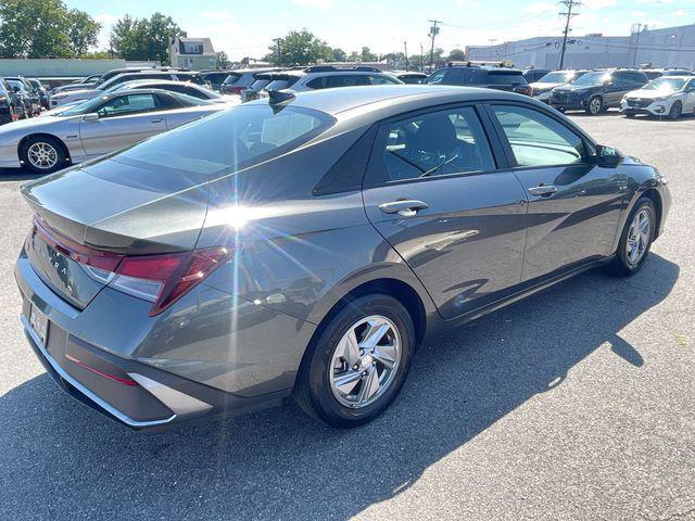 2024 Hyundai Elantra - $20,995