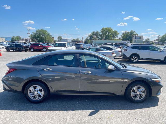2024 Hyundai Elantra - $20,995