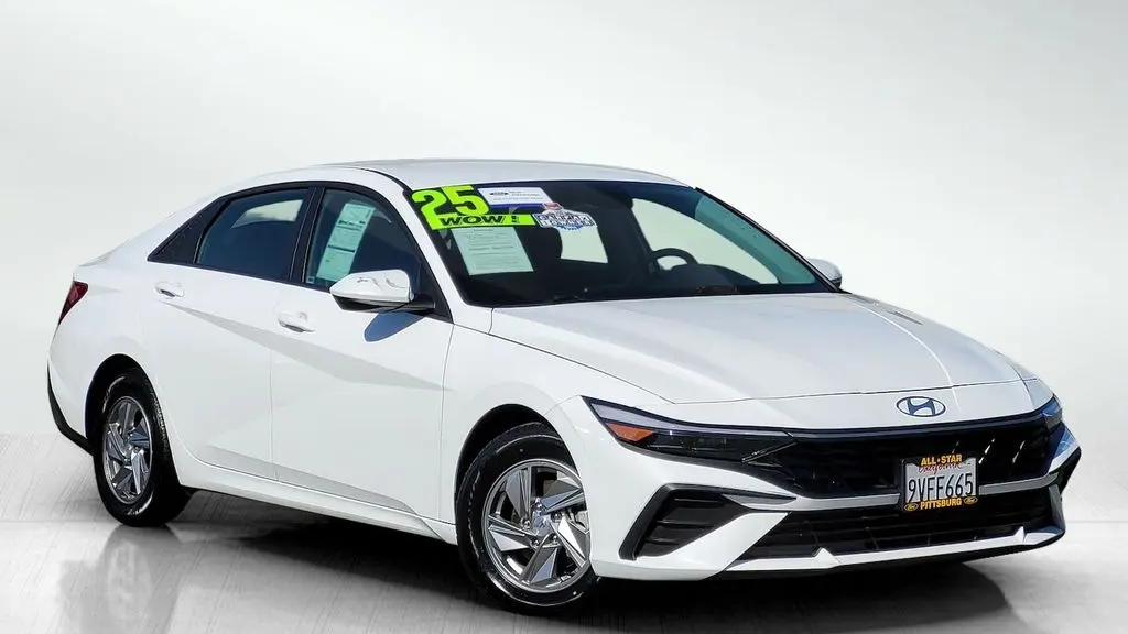 Preowned 2025 Hyundai ELANTRA SE for Sale