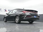 2025 Elantra Thumbnail 26