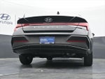 2025 Elantra Thumbnail 27