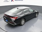 2025 Elantra Thumbnail 40