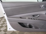 2025 ELANTRA Thumbnail 19