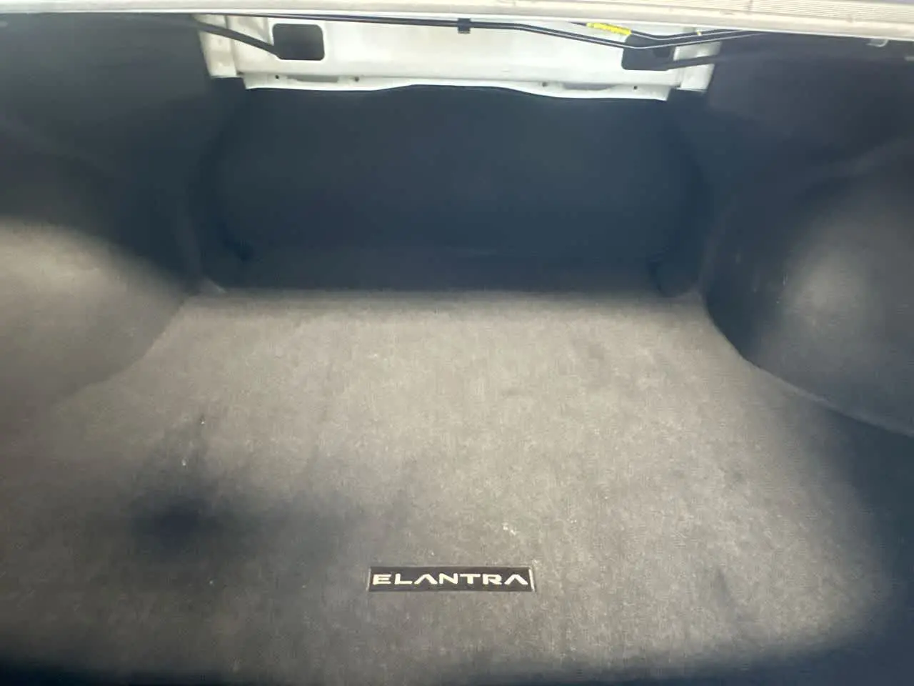 2026 Hyundai Elantra - $19,628