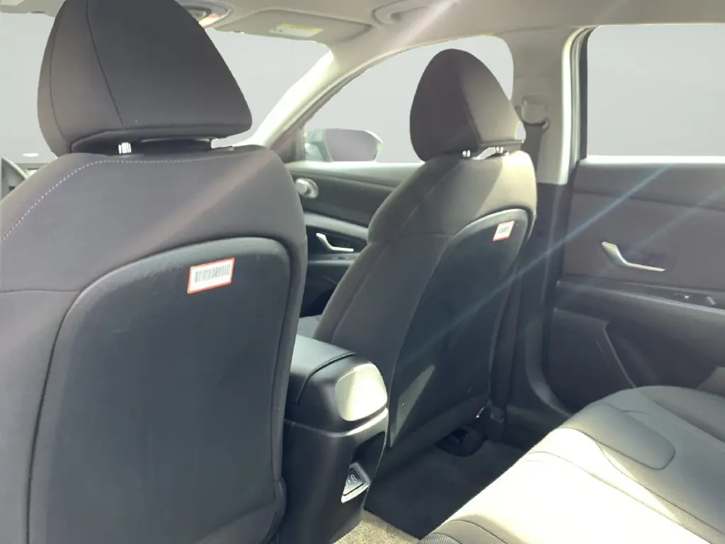 2026 Hyundai Elantra - $21,361