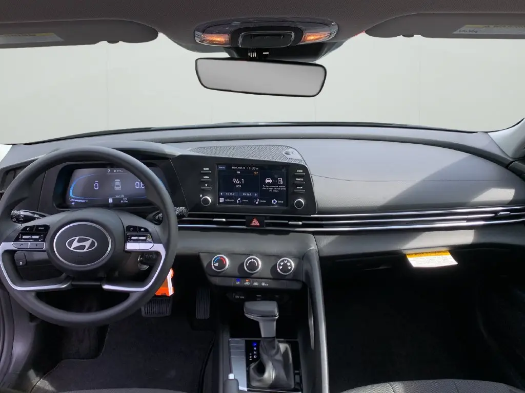 2026 Hyundai Elantra - $21,361
