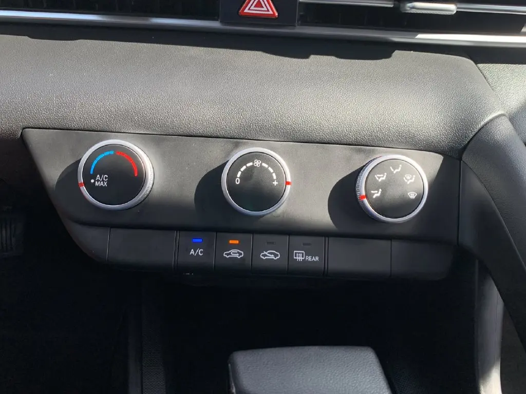 2026 Hyundai Elantra - $21,361