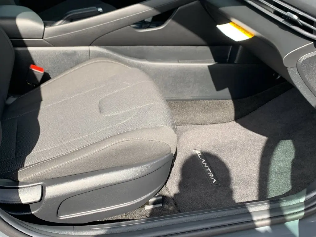 2026 Hyundai Elantra - $21,361