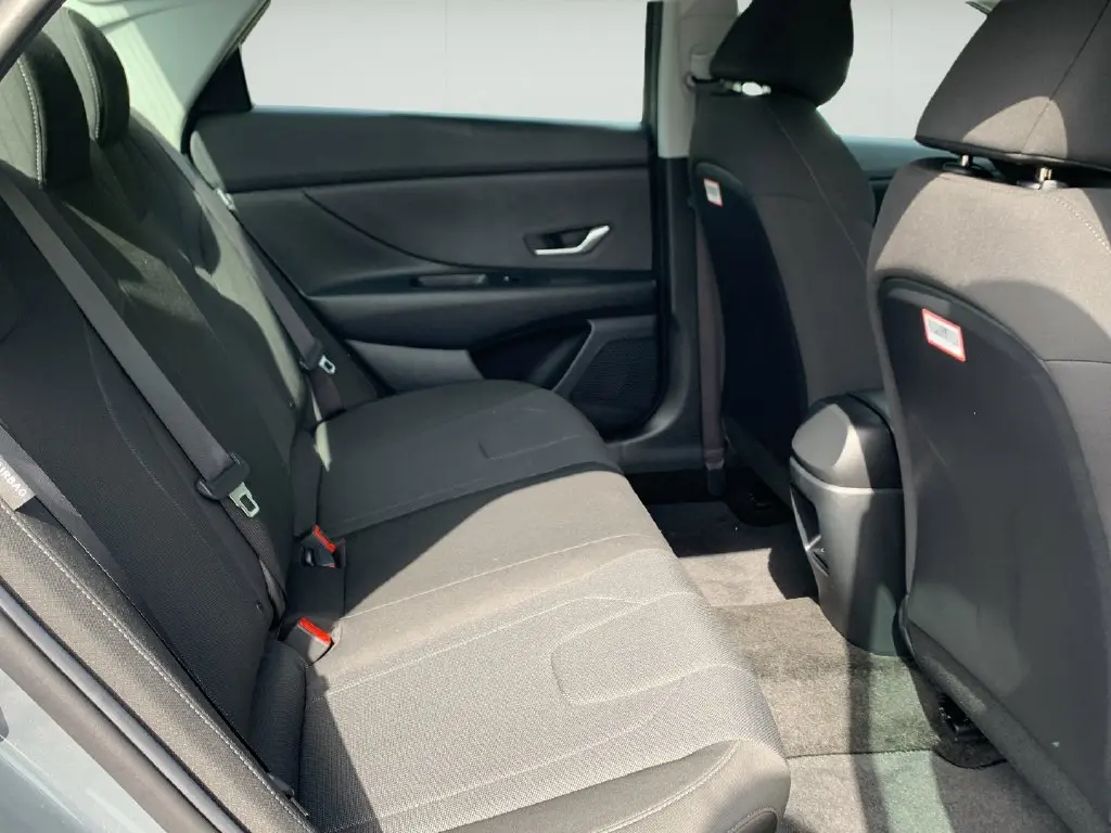 2026 Hyundai Elantra - $21,361