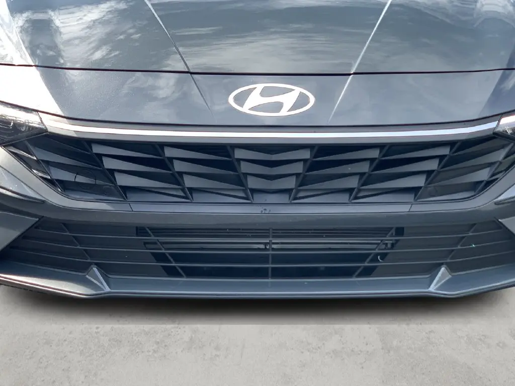 2026 Hyundai Elantra - $21,361