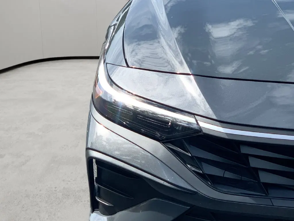2026 Hyundai Elantra - $21,361