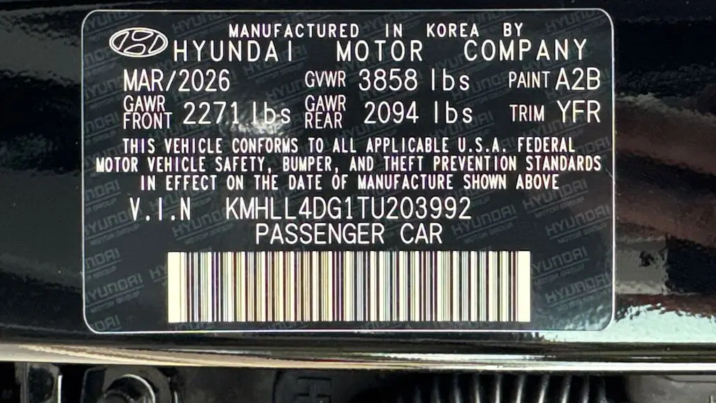 2026 Hyundai ELANTRA SE