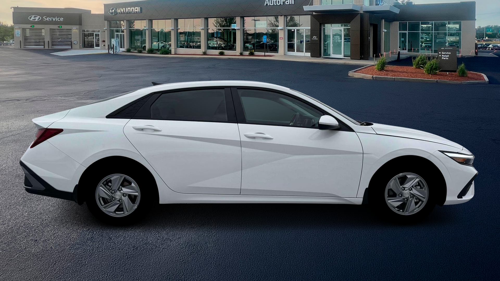 2026 Hyundai ELANTRA SE