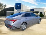 2025 Elantra Thumbnail 4