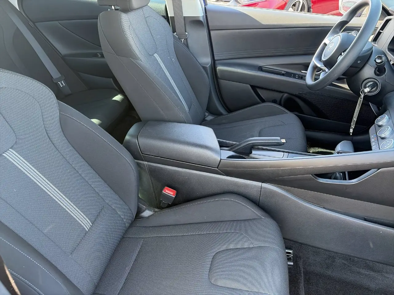 2025 Hyundai Elantra - $19,488